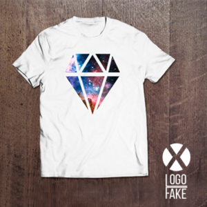 camiseta logo fake - Redes Sociais